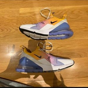 Nike Air Max 270 Summer Gradient Size 9.5 US Mens